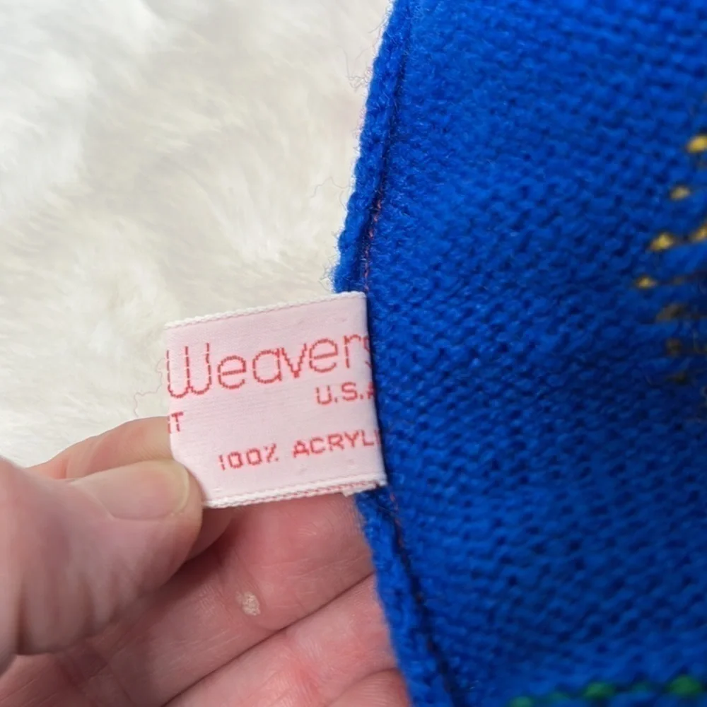 Vintage hat pom pom toboggan dinosaur